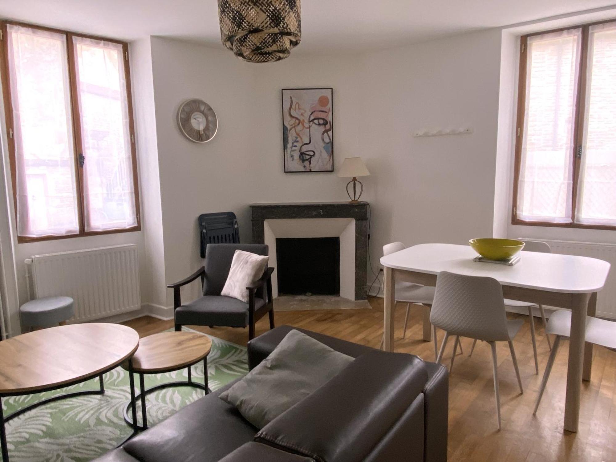 Вилла Maison Au Centre De Tanlay Экстерьер фото
